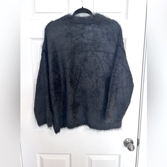 NWOT Free People, Harrison Bunny Crew Oversized Sweater in Black Size XS - Picture 6 of 11